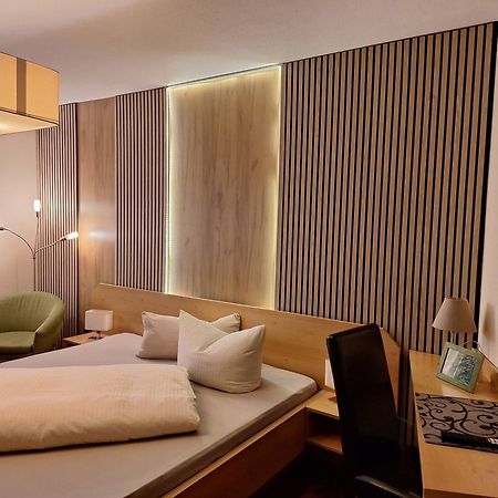 Hotel Garni Und Apartments Zur Krone Hilpoltstein Luaran gambar