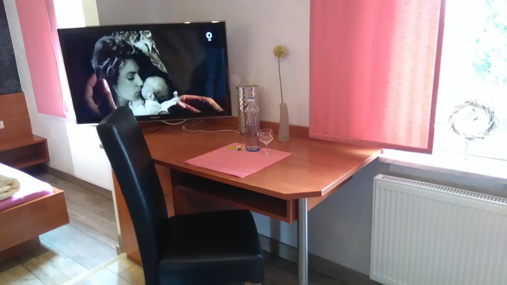 Hotel Garni Und Apartments Zur Krone Hilpoltstein Luaran gambar